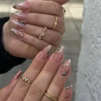 کاشت ناخن با بهترین متریال|خدمات آرایشگری و زیبایی|قرچک, شهرک طلائیه|دیوار