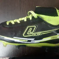 کتونی فوتبالی