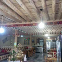 پیک موتوری و سالندار