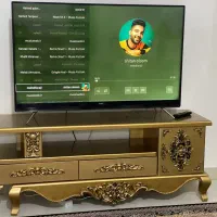 میز تلویزیون در حد نو