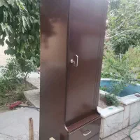 کمد لباس چوبی