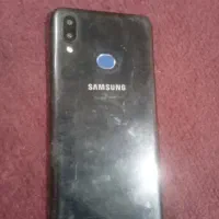 گوشی سامسونگ چون من پول نایازمندم