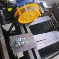 شاگرد آسانسور و جوشکار
