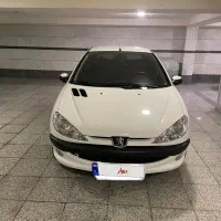 206 صندوقدارسفید. SDV8