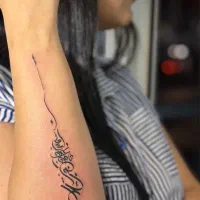 تتو‌بدن و پیرسینگ حرفه ای بهترین متریال(خانوم ها)