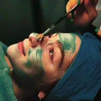 وقت مراقبت از پوستته(پاکسازی،پلاژن تراپی اسیدتراپی