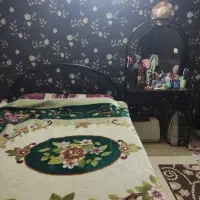 تخت  فلزی