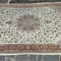 فرش ماشینی کرم(۱تخته ۱۲ متری و ۱تخته ۹ متری)|فرش|همدان, |دیوار