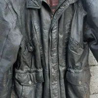 پالتو|لباس|کازرون, |دیوار