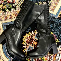 پوتین بلند|کیف، کفش، کمربند|گرگان, |دیوار