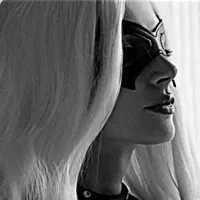 ماسک و لباس فانتزی