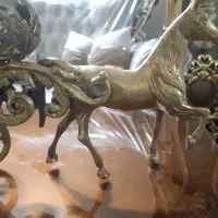 مجسمه برنجی