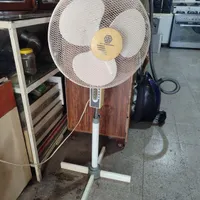 پنکه ایستاده