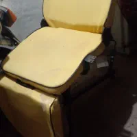 صندلی آرایش  وسه پایه فروشی|آرایشگاه و سالن‌های زیبایی|تربت جام, میان جام|دیوار