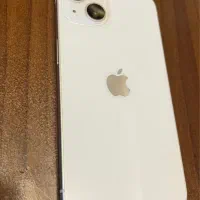 اپل iPhone 13 با حافظهٔ ۱۲۸ گیگابایت