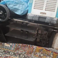 میز تلویزیون شیشه ای