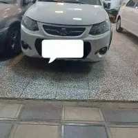 کوییکR ۴۰۲ کم کار سفید مشکی