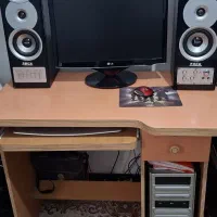 فروش کامپیوتر سالم ، میزتلویزیون و ویترین