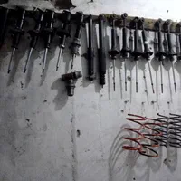 کمک فنر پراید،۲۰۶،۴۰۵ انواع کمک ایرانی وخارجی|قطعات یدکی و لوازم جانبی|رشت, جانبازان|دیوار