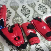 وسایل کیک بوکس و کمیدی|تجهیزات ورزشی|اسلامشهر, شهرک امام حسین (میان آباد)|دیوار