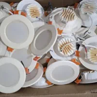 هالوژن ۷ وات