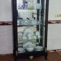 بوفه میز تلوزیون و یک عدد گاز