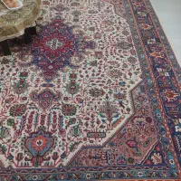 فرش دست بافت تبریز )اق امین(