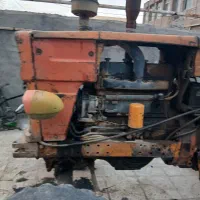 یک دستگاه تراکتور رمانی