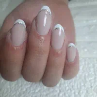 خدمات کاشت ناخن لاهیجان|خدمات آرایشگری و زیبایی|لاهیجان, کوی خزر|دیوار