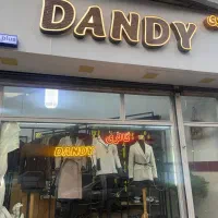 فروش گالری لباس زنانه یکجا به همراه کلیه تجهیزات