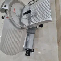 کالباس بر محک|فروشگاه و مغازه|شیراز, میرزاکوچک خان|دیوار