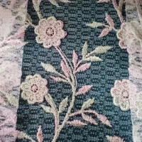 فرش ماشینی ۱۳۰در ۲۳۰.پشت چرم.در حدنو