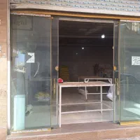یک باب مغازه ۷۰ متری تجاری