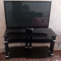تلویزیون 42 اینچ اصل ال‌جی با میز اصل