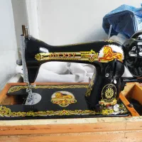 چرخ خیاطی قدیمی