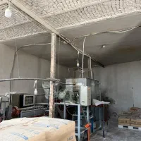 ۲۰۰۰ متر گاراژ بر جاده کوه سفید|اجارهٔ دفتر صنعتی، کشاورزی، تجاری|قم, کوه سفید|دیوار