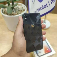 اپل iPhone X با حافظهٔ ۶۴ گیگابایت|موبایل|قم, زنبیل آباد|دیوار