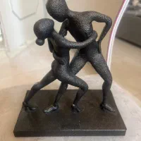 مجسمه دکوری رزینی طرح زوج عاشق