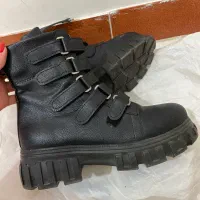 بوت زیر قیمت