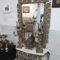 آیینه کنسول و ساعت