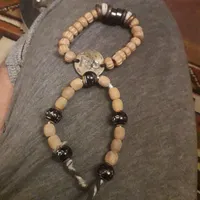 چند قطعه طلا و دستبند و گوشواره