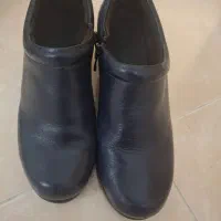 نیم بوت چرم .کفش مجلسی سایز ۳۹