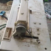 تعداد چند عدد چرخ خیاطی لب دوز و دکمه زن