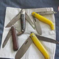 ۴عددچاقو کهنه وسالم بفروش میرسد