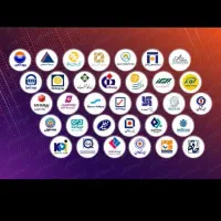 همکار خانم در دفتر بیمه