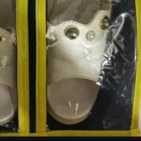 کاور کفش|کیف، کفش، کمربند|قدس, شهرقدس|دیوار