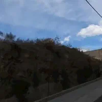 دو-قطعه-زمین-پرندک-تهاتر-با-ماشین