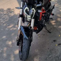 بنلی 300 دو سیلندر مشکی