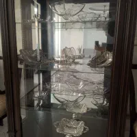 ویترین اینه دار