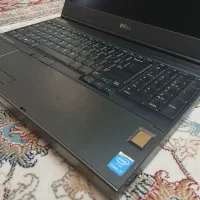 لپتاپ i7 قدرتمند با ssd و گرافیک مجزا رم ۱۲